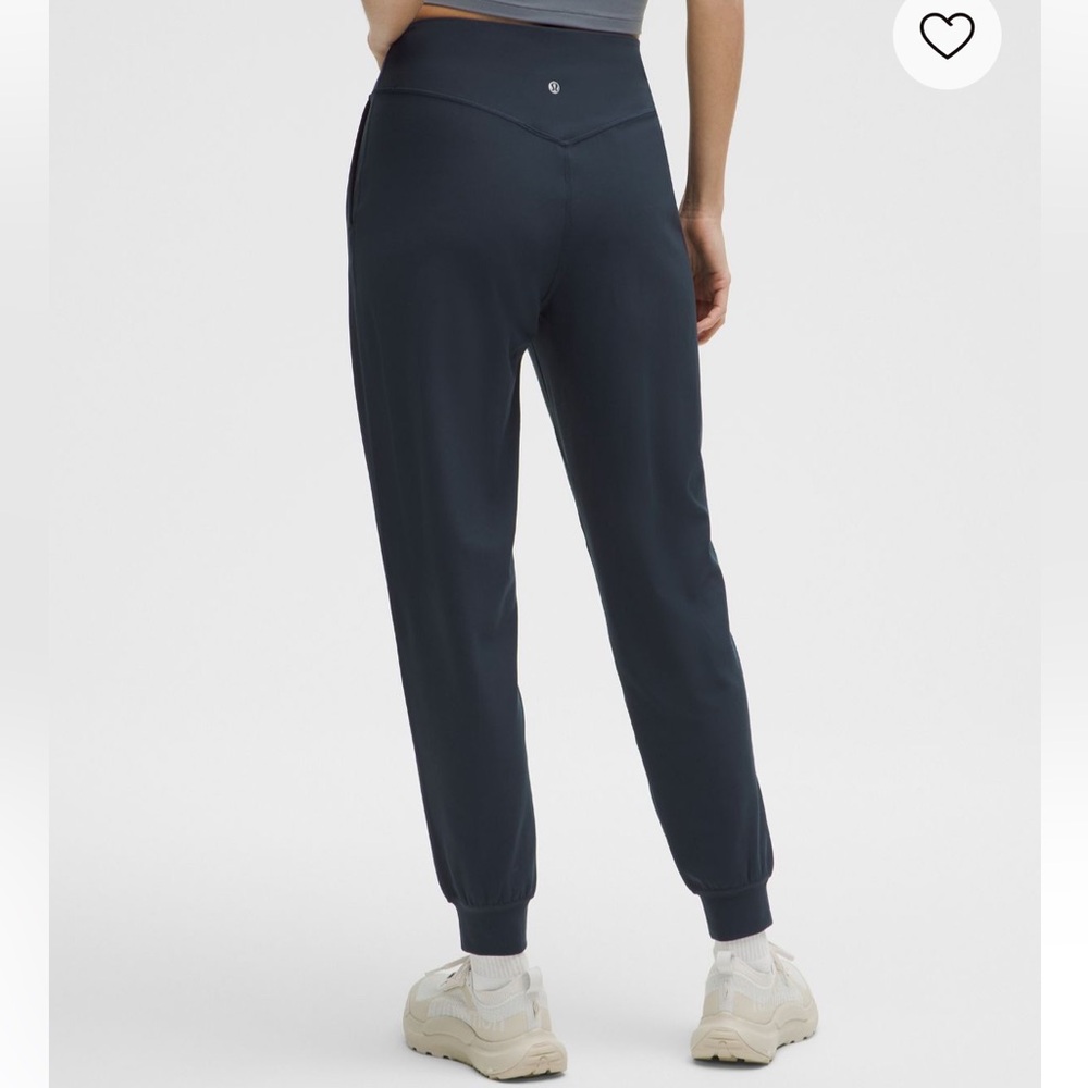 Navy Lululemon align, high-rise jogger - Picture 2 of 9
